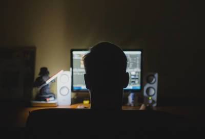 «Ъ»: число запросов от IT-разработчиков из СНГ на работу в России значительно увеличилось - online47.ru - Россия - Украина - Ленинградская обл. - Казахстан - Узбекистан - Белоруссия