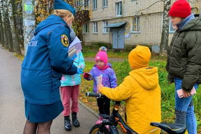 Юным жителям Смоленска напомнили о пожарной безопасности - mk-smolensk.ru - Россия - Смоленск - Смоленская обл.