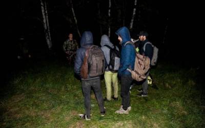 Литовские правозащитники: семью беженцев с детьми трижды вышвырнули из страны - eadaily.com - Белоруссия - Ирак - Литва