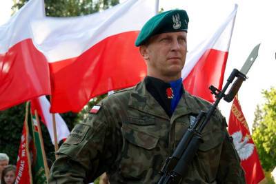 Мариуш Блащак - Станислав Жарин - Польша повысила боеготовность войск из-за ситуации на границе с Белоруссией - govoritmoskva.ru - Белоруссия - Польша - Литва - Минск - Латвия