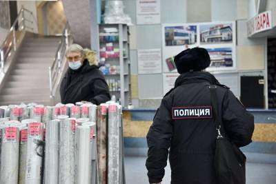 На Среднем Урале во время «нерабочих дней» составили почти 2 тыс. протоколов на бизнес - znak.com - Свердловская обл.