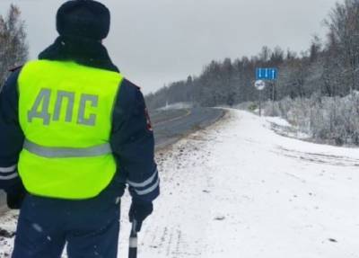 Начальник ГИБДД в Красноярском крае осматривал место ДТП и попал в реанимацию - province.ru - Красноярский край - Красноярск - Енисейск - Камаз