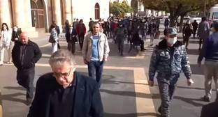 Никол Пашинян - Участники акции протеста в Ереване сочли нелегитимным трехстороннее заявление по Карабаху - kavkaz-uzel.eu - Россия - Армения - Азербайджан - Ереван