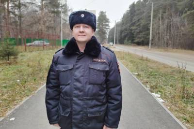 Пермский полицейский на ходу остановил фуру с мертвым дальнобойщиком - mk.ru - Пермь - Пермский край