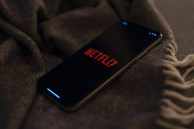 Игры от Netflix появятся на iPhone - lenta.ru