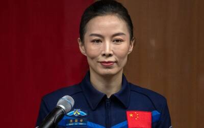 Женщина-космонавт из Китая впервые вышла в открытый космос - korrespondent.net - Китай - Украина - Киев