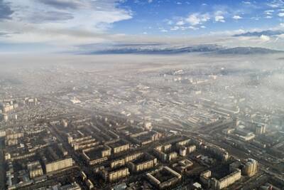 Назван город с самым грязным воздухом - lenta.ru - Москва - Киргизия - Индия - Бишкек - Пакистан - Дели - Лахор - Мумбаи