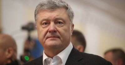 Петр Порошенко - Закон "Об олигархах" вынудил Порошенко продать свои телеканалы - ren.tv - Украина
