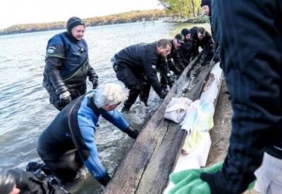 В США на дне озера нашли 1200-летнее каноэ (фото) - facenews.ua - США - Украина - штат Висконсин