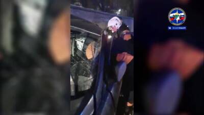 В Новосибирске спасатели достали 19-летнюю девушку из разбитого автомобиля каршеринга - sib.fm - Новосибирск - район Железнодорожный, Новосибирск