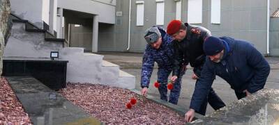 В Карелии почтили память погибших солдат внутренних войск - stolicaonego.ru - Россия - республика Карелия