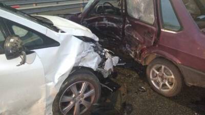 Две женщины пострадали после аварии на трассе в Воронежской области - vestivrn.ru - Воронежская обл.