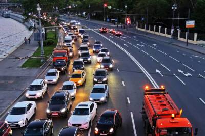 Инспекторы ДПС Москвы и Московской области отказались принимать автомобильные QR-коды - mk.ru - Москва - Московская обл.