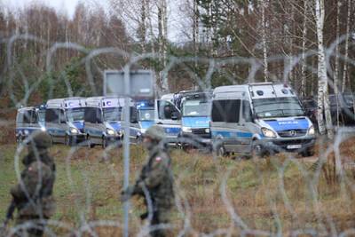 Польша рассказала о тысячах силовиков на границе с Белоруссией - lenta.ru - Белоруссия - Польша - Минск