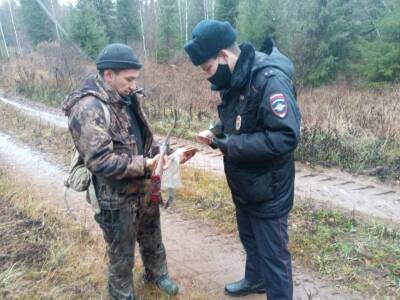 В Удмуртии проверили 100 охотников - gorodglazov.com - респ. Удмуртия