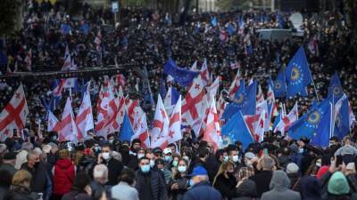 Михаил Саакашвили - Грузия: тысячи демонстрантов потребовали освободить Саакашвили - golos-ameriki.ru - Украина - Грузия - Тбилиси