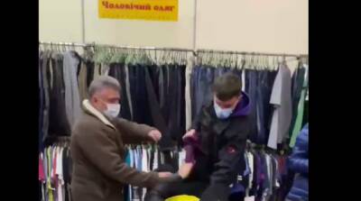 Покупатели устроили битву за футболку в секонд-хенде Одессы: видео драки - politeka.net - Украина - Одесса