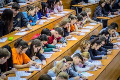 Антон Котяков - Минобрнауки составит рейтинг вузов с учетом доли устроившихся выпускников - aif.ru - Россия