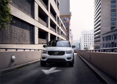 Volvo в октябре увеличила продажи в России на 7% - autostat.ru - Россия