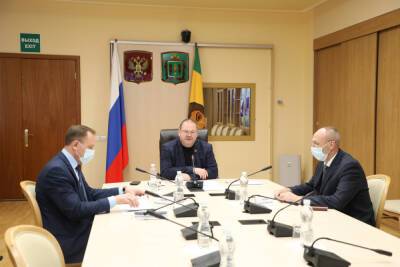 Олег Мельниченко - Губернатор Пензенской области провел встречу с первым заместителем Председателя Высшего Совета ВАРМСУ - mk.ru - Россия - Пензенская обл.