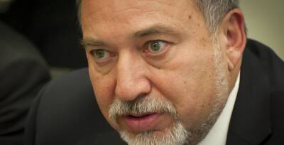 Биньямин Нетаньяху - Авигдор Либерман - Либерман злит оппозицию - isroe.co.il