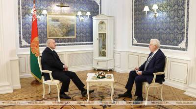 Александр Лукашенко - Игорь Коротченко - Они не едут в "космос". Лукашенко рассказал о мафиозной структуре в ЕС по транзиту мигрантов - belta.by - Россия - Белоруссия - Польша