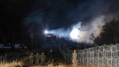 Андрей Дещиц - Украину предупредили о риске проникновения мигрантов из Белоруссии - iz.ru - Украина - Израиль - Белоруссия - Германия - Польша
