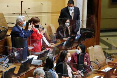 Себастьян Пиньер - Депутаты поддержали импичмент президента Чили - lenta.ru - Чили