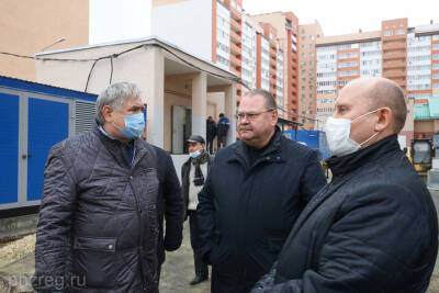 Олег Мельниченко - В пензенские больницы поступят 7 новых кислородных станция для тяжело больных - mk.ru - Пензенская обл. - Пенза