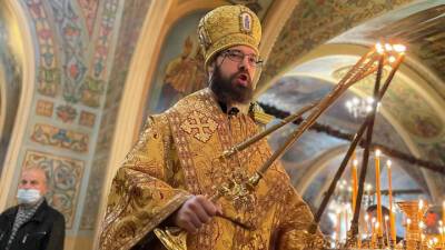 Савва Тутунов - В Московском патриархате осудили супермена-бисексуала - vesti.ru - Москва