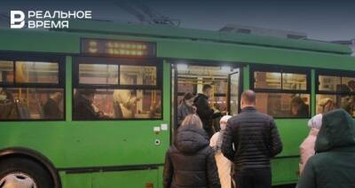 Сегодня в Казани в вечерний час пик выявили 50 нарушителей масочного режима в общественном транспорте - realnoevremya.ru - респ. Татарстан - Казань