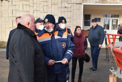 Сергей Ситников - Костромская служба спасения получила два новых УАЗа и моторную лодку - kostroma.mk.ru