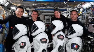 Тамара Песке - Меган Макартур - Астронавты SpaceX вернулись на Землю после полугодовой миссии - vchaspik.ua - Украина - Киев - Япония - шт.Флорида