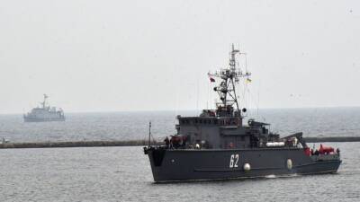 Валентин Трушнин - Как США под видом учений создали вооруженную группировку у границ РФ - 5-tv.ru - Россия - США - Украина