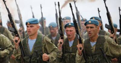 Владимир Попов - Летчик Попов опроверг данные польского издания о "слабом месте" ВДВ РФ - ren.tv - Россия - Польша - Варшава