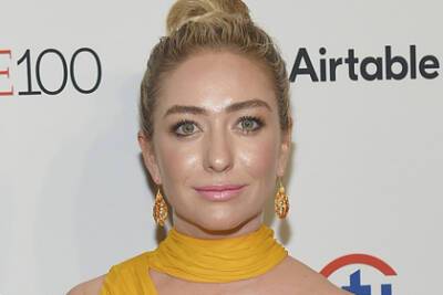 Глава сервиса знакомств Bumble перестала быть миллиардершей - lenta.ru