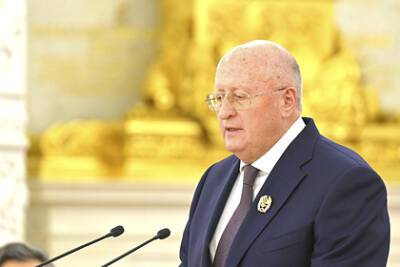 Михаил Мурашко - Александр Гинцбург - Названо количество произведенных в России доз вакцины для подростков - lenta.ru - Россия