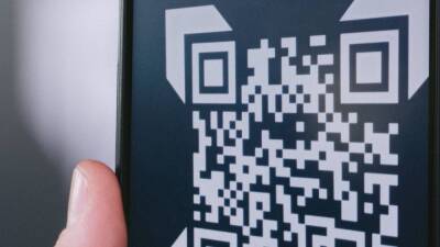 Семь российских регионов с 1 декабря расширили сферу действия QR-кодов - inforeactor.ru - Орловская обл. - Сочи - Челябинская обл. - Хабаровский край - респ. Калмыкия - Калининградская обл.