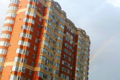 Оренбуржцам для остекления балкона потребуется разрешение - oren.mk.ru