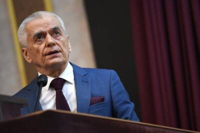 Геннадий Онищенко - Анна Попова - Онищенко призвал не паниковать из-за нового омикрон–штамма - aif.ru - Россия