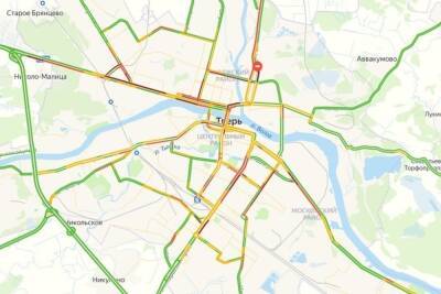 Тверь встала в пробку в первый день зимы - tver.mk.ru - Тверь - р-н. Московский