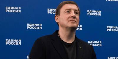 Андрей Турчак - Турчак: "Мы благодарны каждому, кто в течение этих 20 лет верил в "Единую Россию", выбирал нас и был с нами рядом" - ruposters.ru - Россия