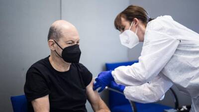 Олаф Шольц - Германия сокращает срок действия сертификатов вакцинации - germania.one - Германия