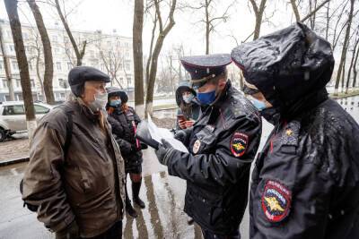 Около 250 псковичей оштрафовали за нарушение масочного режима - mk-pskov.ru - Псковская обл. - Псков