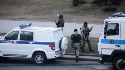 В Беларуси задержали 11 человек за комментарии о погибших десантниках - svoboda.org - США - Белоруссия - Польша - Литва