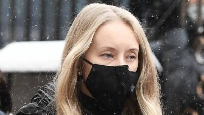 Александр Градский - Марина Коташенко - Совсем одна: детям не разрешили поддержать вдову Градского на прощании - 5-tv.ru - Россия