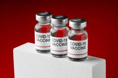 Старые вакцины против COVID-19 защитят от штамма Омикрон - techno.bigmir.net - Юар - Ботсвана - Reuters