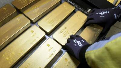 Завесь золота: россияне купили рекордный объем слитков с 2014-го - smartmoney.one