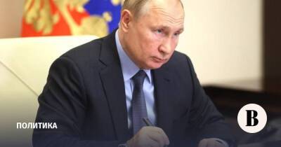 Владимир Путин - Госдума скорректирует законопроекты об обязательных QR-кодах ко второму чтению - vedomosti.ru