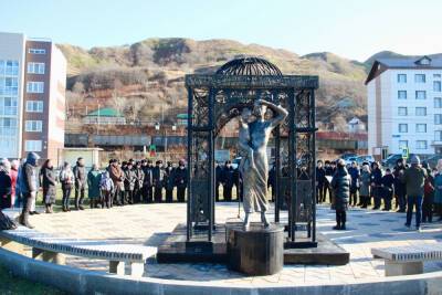 Погибшим морякам и рыбакам посвятили памятное место в Невельске - sakhalin.info - Невельск
